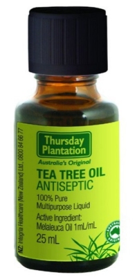 Foto van Thursday plantation tea tree oil 25ml via drogist