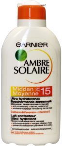Foto van Garnier ambre solaire zonnebrand melk spf 15 200ml via drogist