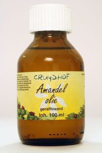 Foto van Cruydhof amandelolie zoet geraffineerd 100ml via drogist