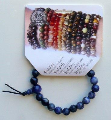 Foto van Steengoed powerbead armband op kaart sodaliet 1kaart via drogist