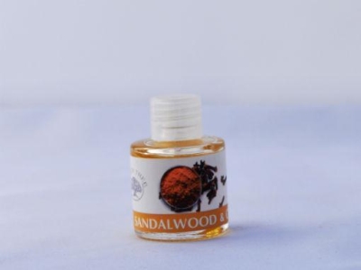 Foto van Green tree geurolie sandelwood & clove 10ml via drogist